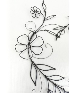 Handmade Wire Heart Wall Décor – Floral Wire Art