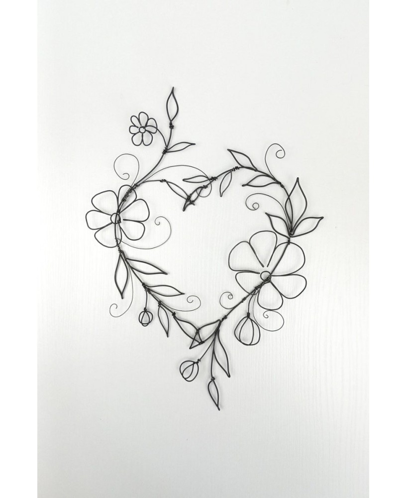 Handmade Wire Heart Wall Décor – Floral Wire Art