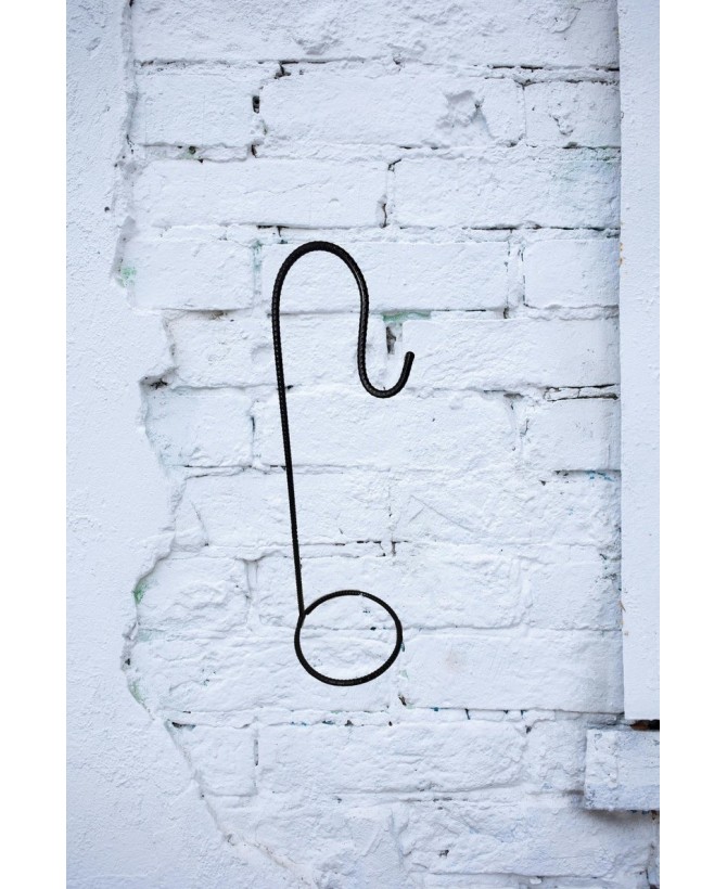Heavy-Duty Rebar Shepherd’s Hook with Base | Wind Chime Stand