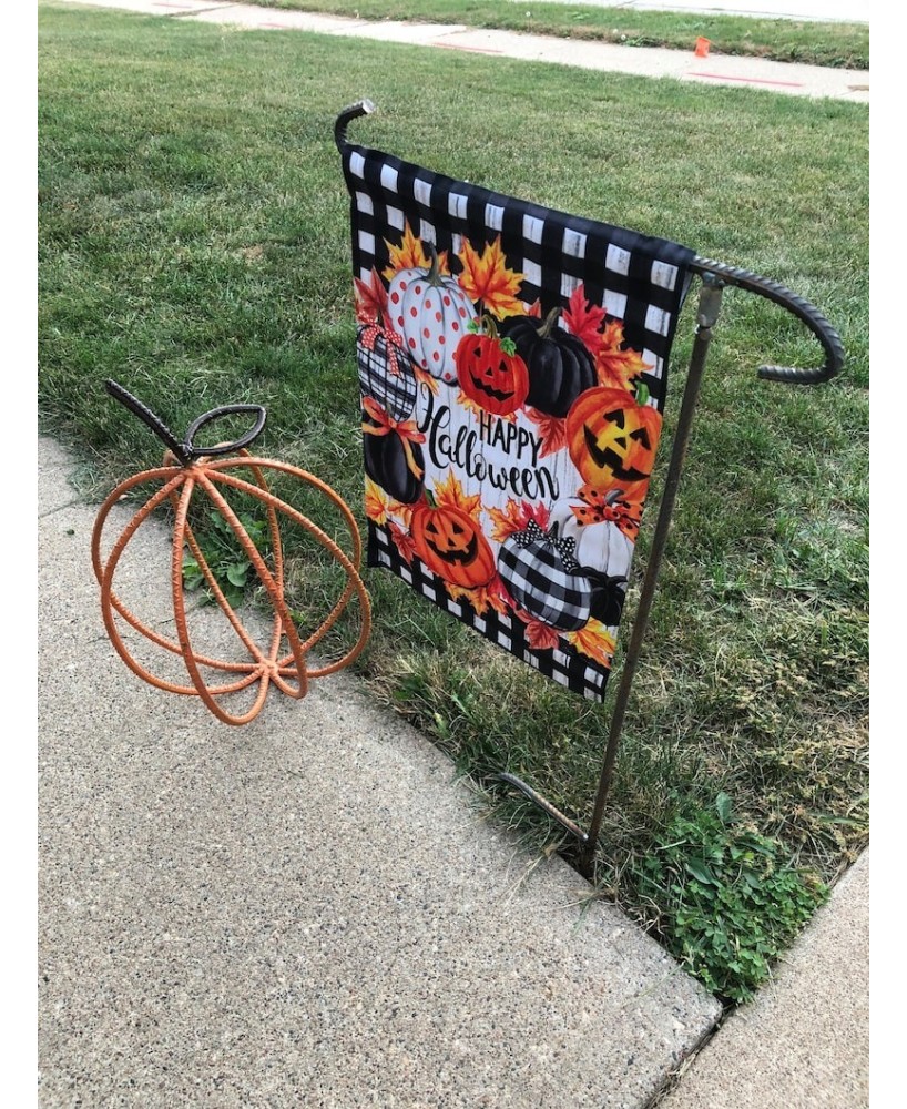 Handmade Metal Rebar Flag Stand for Yard and Garden Decor