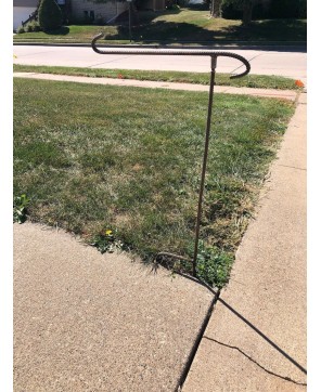 Handmade Metal Rebar Flag Stand for Yard and Garden Decor