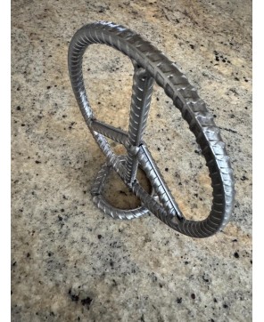 Metal Rebar Peace Symbol Sculpture – Compact and Durable