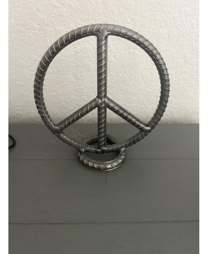 Metal Rebar Peace Symbol Sculpture – Compact and Durable