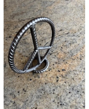 Metal Rebar Peace Symbol Sculpture – Compact and Durable