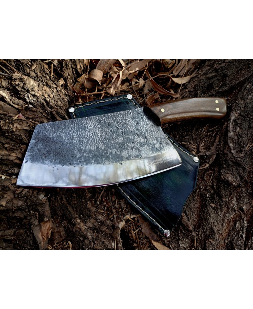 The Neapolitan – Handcrafted 1095 Steel Knife with Leather Sheath