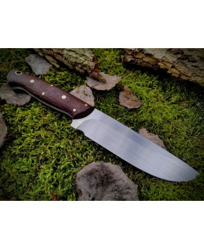 Handmade Bushcraft Knife – Sharp & Durable for Outdoors