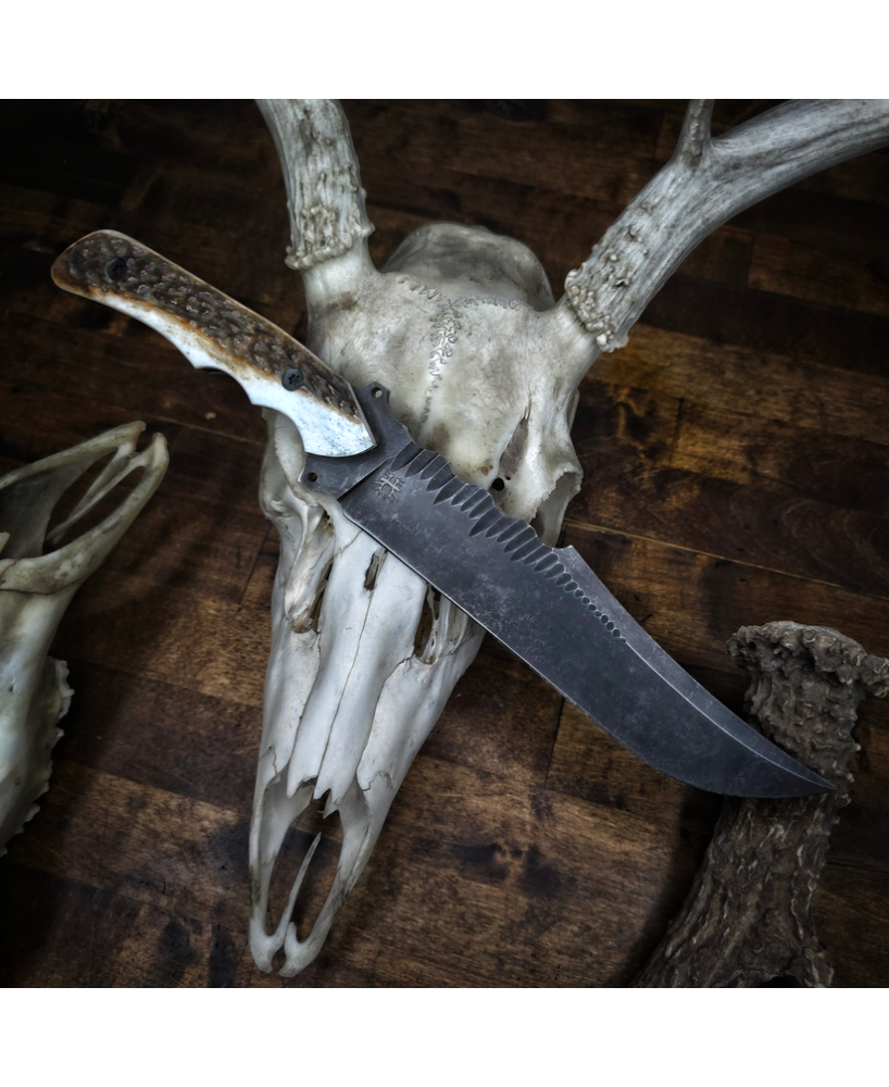 American Fighter Knife – AEB-L Steel Blade & Antler Handle