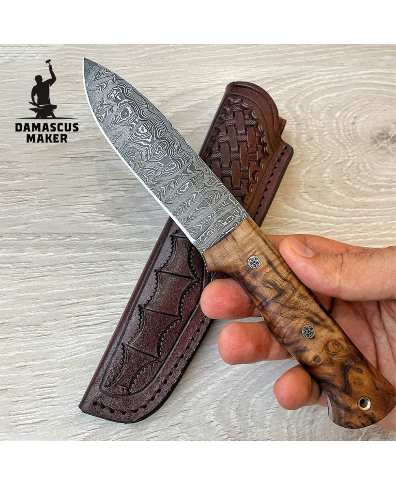 Hand-Forged Damascus Bushcraft Knife – Chestnut Handle, Full Tang